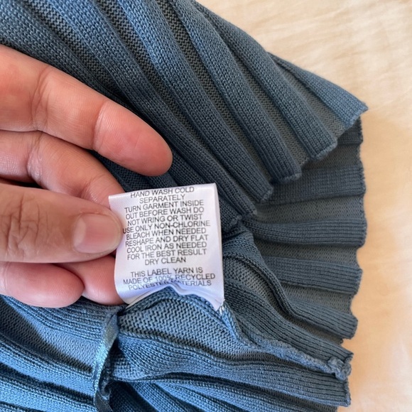 NWT Pink Rose Ribbed Knit Cropped Tank Top in Dreamy Blue L - Picture 11 of 11